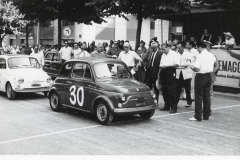 1967_loizzo_sergio_30_e_pizii_gaetano_34_fiat_500_catturismo_20190504_1785253062